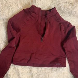 TALA Aster seamless long sleeve crop top in burgundy